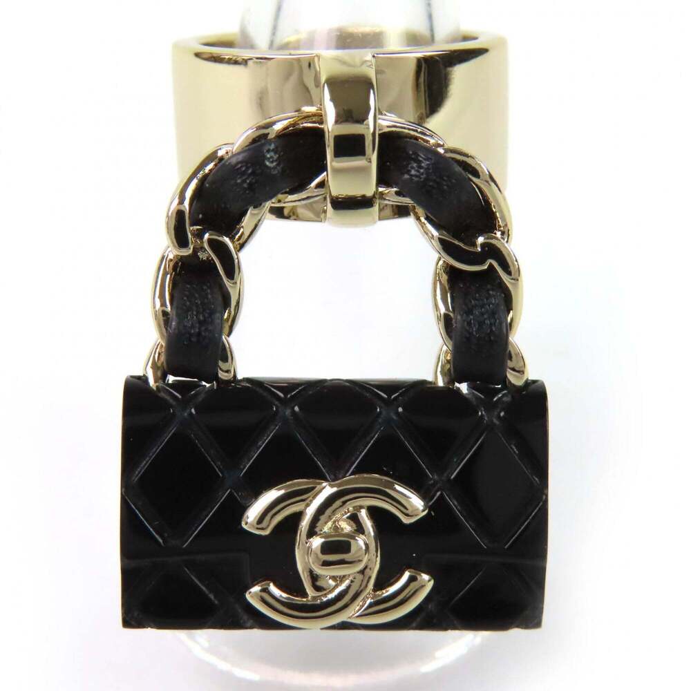 CHANEL Logo Ring - Picture 1 of 8